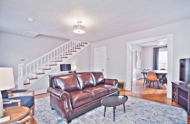 McSwain House #2- Historic, walk uptown, parking!