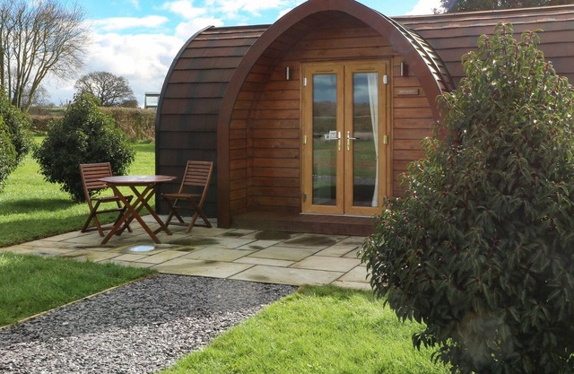 MEADOWSWEET, pet friendly, with a garden in Malpas