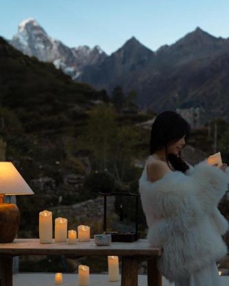 Mid Hill White Lodge