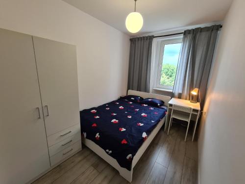 MirrorRoom PL Airport