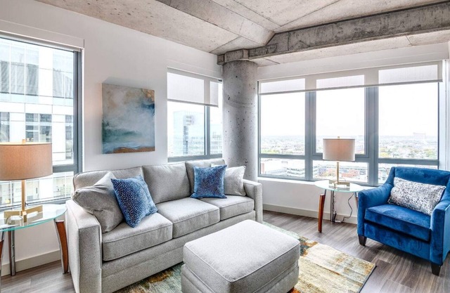 Modern Apt with Gym S