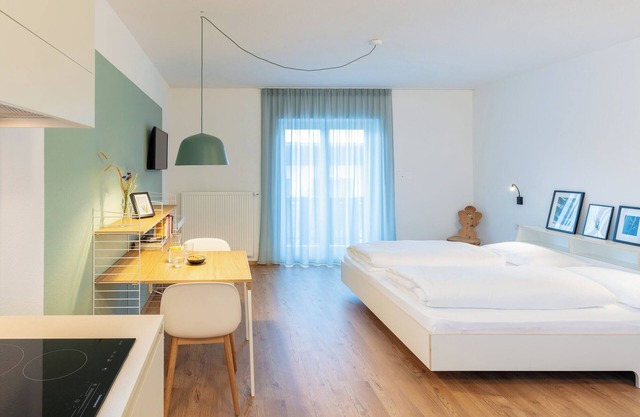 Modern "Hus Apartment - Nr. 1" with Balcony, Garden & Wi-Fi