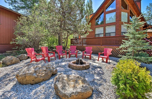 Modern Mountain Chalet: Munds Park Retreat w/Deck