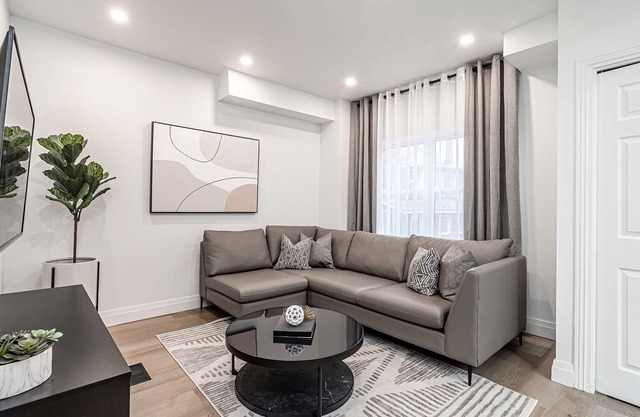 Modernized 4 bedroom historic home with parking