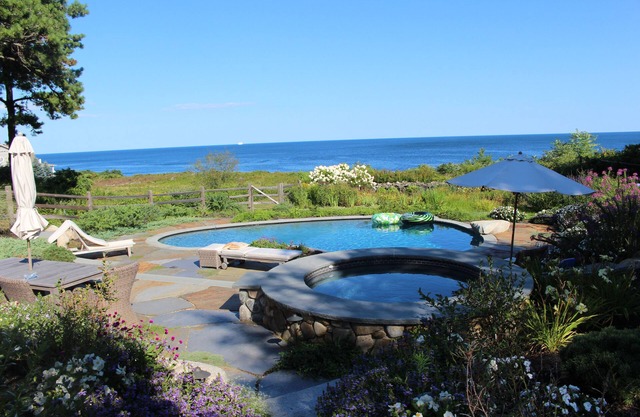 Moongate - Coastal Oceanfront Home with Pool