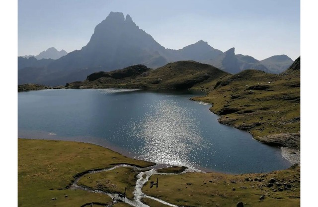 Mountain house 30 minutes from ski resorts. Pets allowed