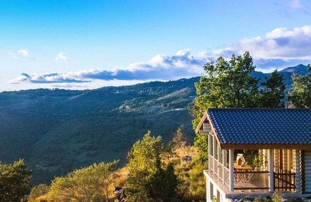 Mountain Log Cabin ~ Serra da Cabreira ~ for nature lovers & peace seekers