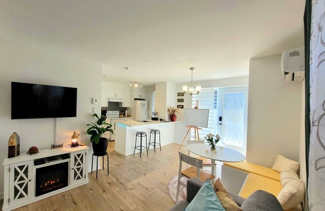 MTR Apart Longueuil/Montreal Corporate & family Stays |Furnished & All-Inclusive