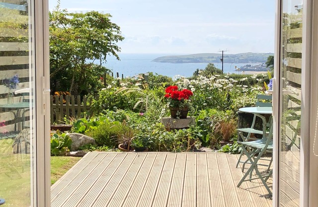 Mur Cwymp - Holiday Apartment - Stunning Location