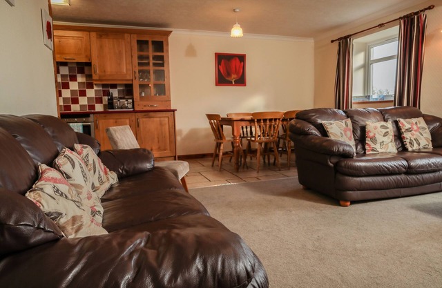 MYMBYR - a cottage that sleeps 7 guests in 3 bedrooms