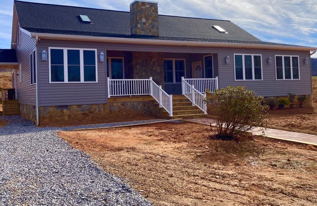 NC Wine Country Comfort