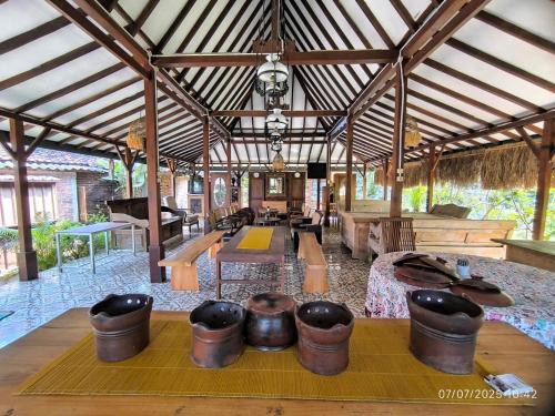 Ndalem Pengkok Homestay