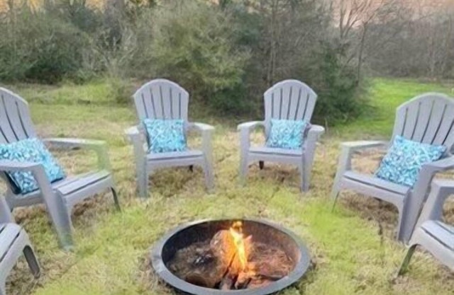 NEAR BRAZOS COUNTY EXPO CENTER. ENJOY FRESH AIR AND STARRY NIGHTS.