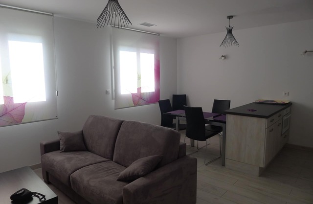 NEW 2-ROOM APT CLASS 1 * BY PROVENCE TOURISM - UNBEATABLE VIEW OF THE SEA