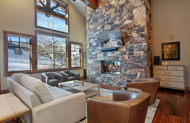 NEW! 504 - Five Bedroom Penthouse Grand Lodge