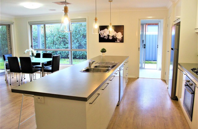 *NEW* Clearwaters Albury