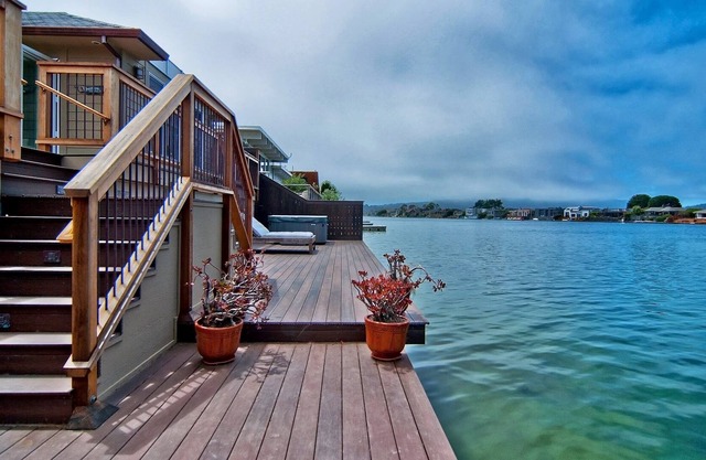 New construction home with large deck on Seadrift Lagoon