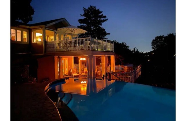 NEW LISTING - Mountain View Estate