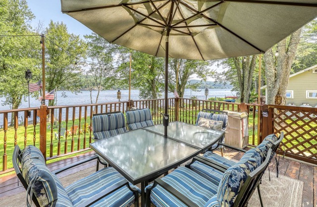 New listing! Waterfront, dog-friendly home w/ a full kitchen & beach access!