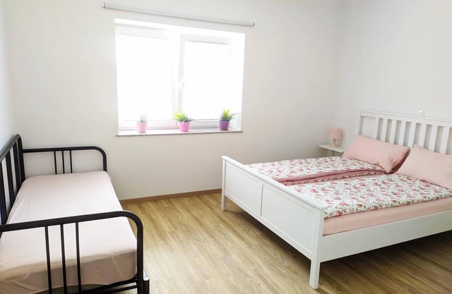 NEW place for families/groups 70 m2 + 40 m2 terrace, AC, wifi, 10 km from center