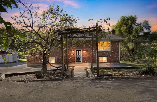 NEW! Relaxing 3BR Haven in Beautiful New Paltz