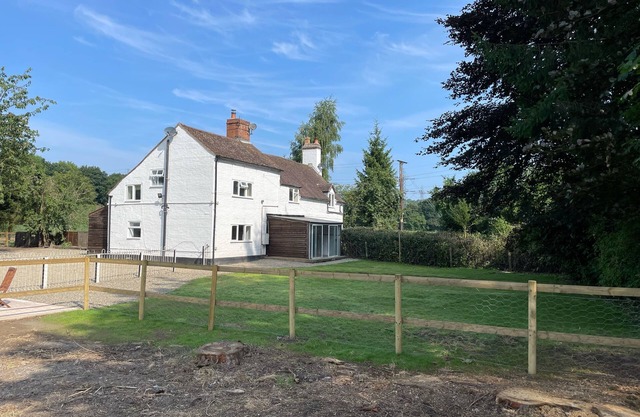 Newly refurbished semi-detached cottage set on the banks of the River Severn