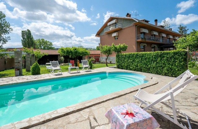 Nice apartment for 4 people with pool, A/C, WIFI, TV and patio