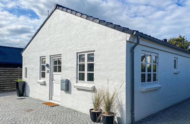 Nice home in Otterup with WiFi