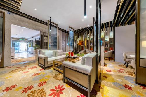 North Shore Business Hotel