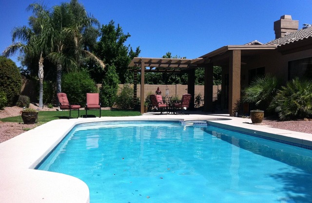 NOV RATE SPECIAL! BOOK NOW! PRIV POOL & JAC. CLOSE 2 SHOPS & GOLF!