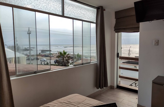 Nuna Chak Hostel & Café