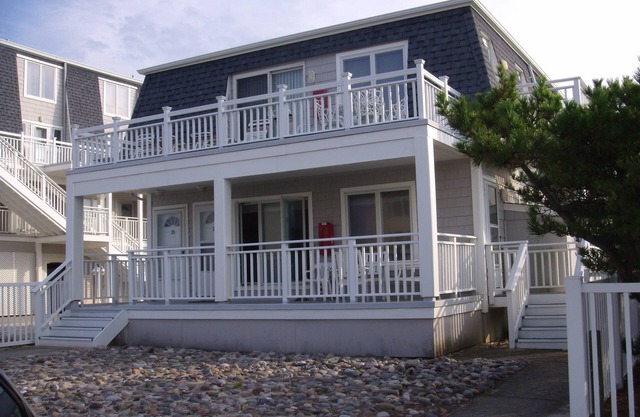 Ocean Block - steps to ocean, pool & restaurants