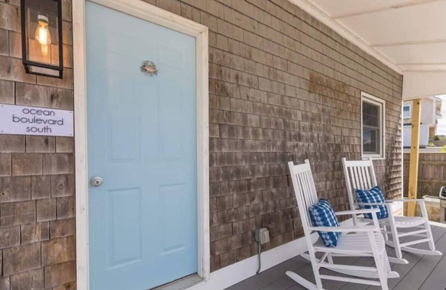 Ocean Boulevard South, 3 min walk to the beach!