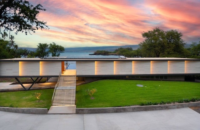 Oceanfront Luxe 4BD Puako Estate: Infinity Pool & Privacy