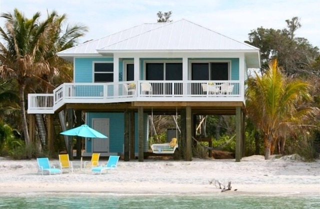 Oceanfront Luxury Home with Secluded Private Beach