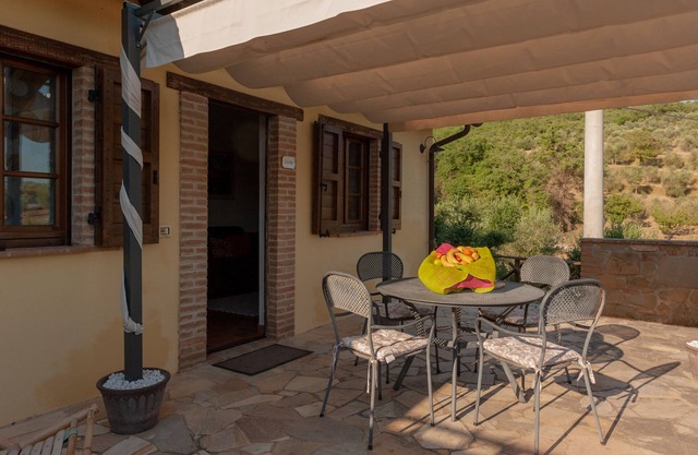 Olive Branch Apt In Farmhouse With Pool, Panicale, Italy