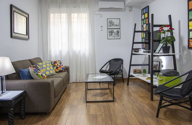Original apartment in the historic center. Wifi. Optional private garage