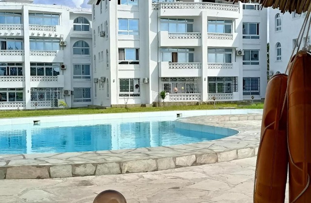 PahaliMzuri Kijani - 1 Bedroom Beach Apartment with Swimming Pool