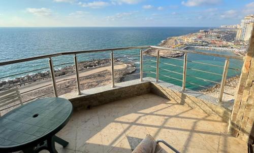 panoramic sea view apartment