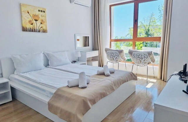 Panoramic Studio | Sea view 3