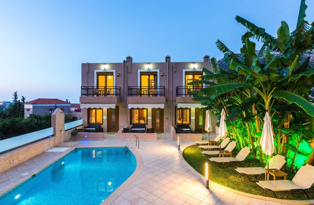 Pantheon Villas & Suites