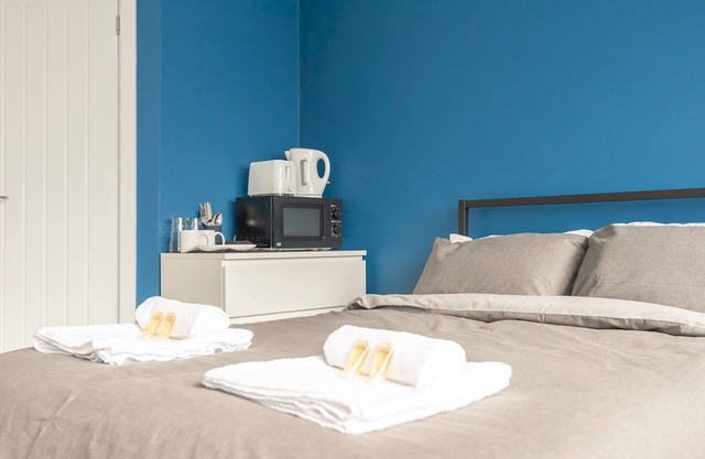 Pass the Keys | Burnley Central Hub Stylish Stay