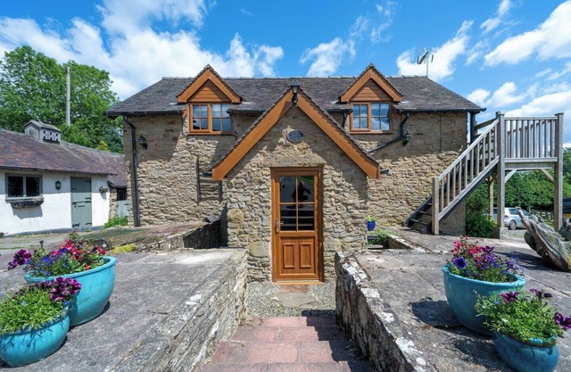 Pass the Keys | Tranquillity Cottage set in rural south Shropshire