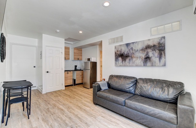 peaceful home near downtown and the strip