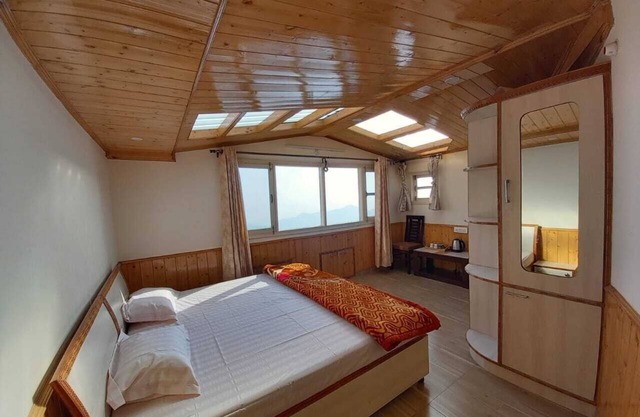 Peaceful location at the center of city