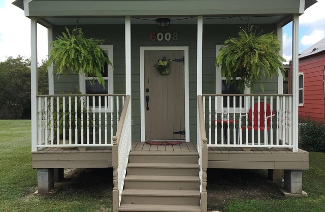 Peaceful, Private Cottage On Bayou Teche