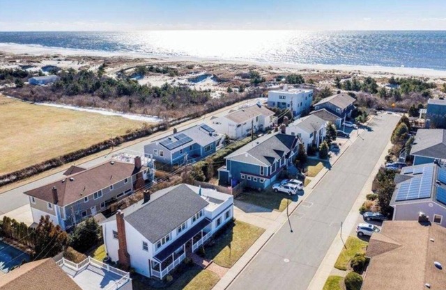 Perfect 4-Bedroom House Steps to Beach in Lido Beach, NY