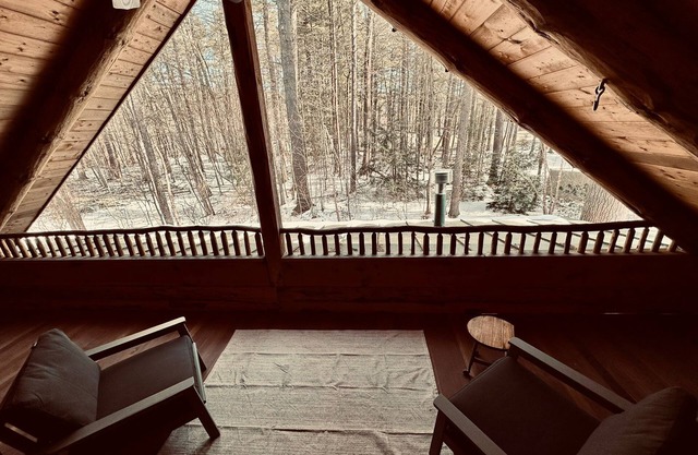 Perfect for Entertaining and Relaxation in the Berkshires!Furnished Country Home