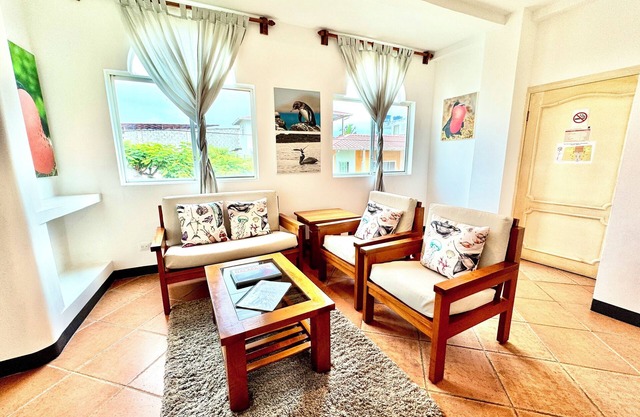 Perfect for family or friends 4 Bedroom 2 bath