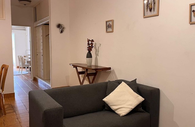 Pet Friendly 1-bedroom apartment with spacious patio